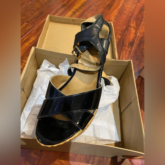 Platform trending cute straw sandal wedges - Picture 4 of 4